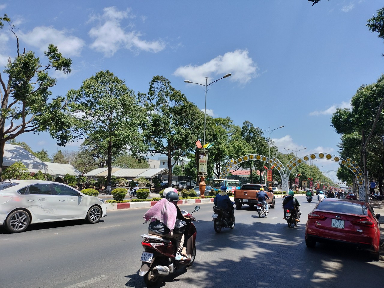 Triển khai các biện pháp bảo đảm Trật tự an toàn giao thông trong thời gian diễn ra Lễ hội Cà phê Buôn Ma Thuột lần thứ 8 năm 2023
